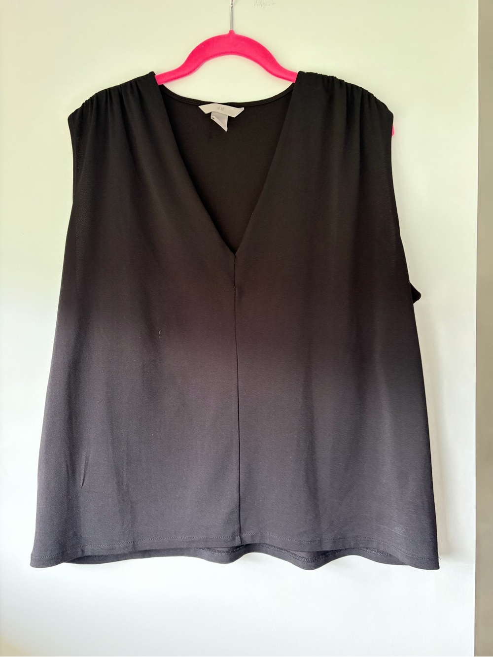 H&M Women’s Black V-Neck Sleeveless Camisole - Size L
